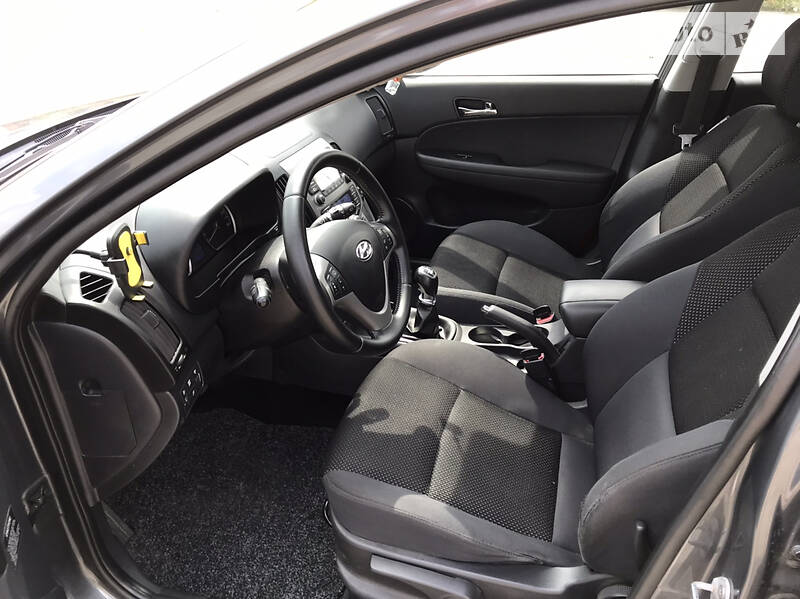 Универсал Hyundai i30 2010 в Бердичеве