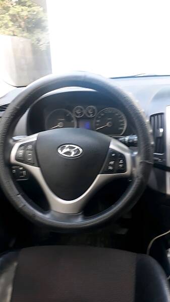 Універсал Hyundai i30 2010 в Борисполі фото 3 Універсал Hyundai i30 2010 в Борисполі
