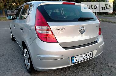 Хэтчбек Hyundai i30 2008 в Белой Церкви