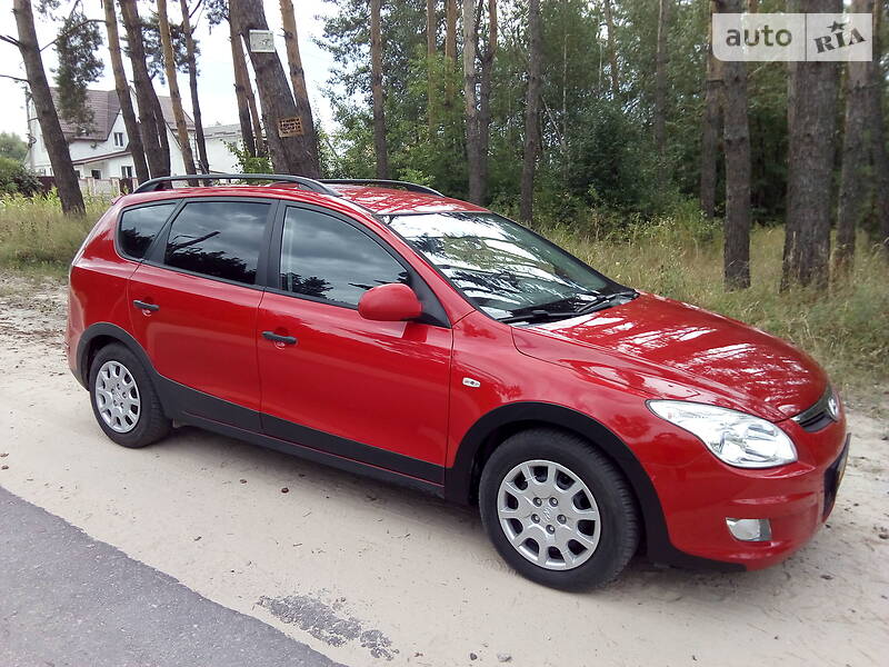 Универсал Hyundai i30 2010 в Киеве