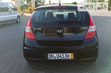 Хэтчбек Hyundai i30 2009 в Луцке