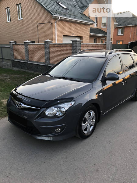 Универсал Hyundai i30 2010 в Виннице