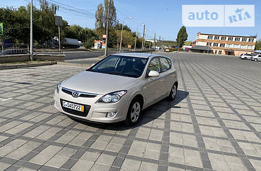 Хэтчбек Hyundai i30 2009 в Виннице