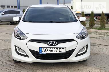 Хэтчбек Hyundai i30 2014 в Мукачево