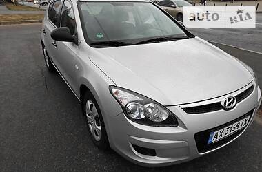 Хэтчбек Hyundai i30 2009 в Харькове