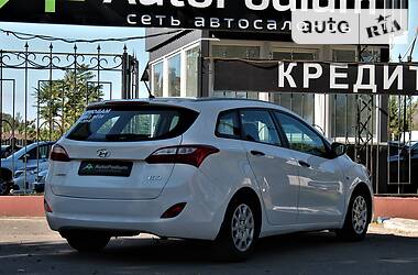 Універсал Hyundai i30 2014 в Миколаєві