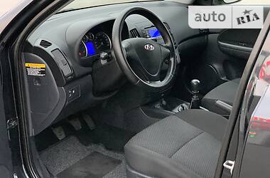 Универсал Hyundai i30 2009 в Луцке