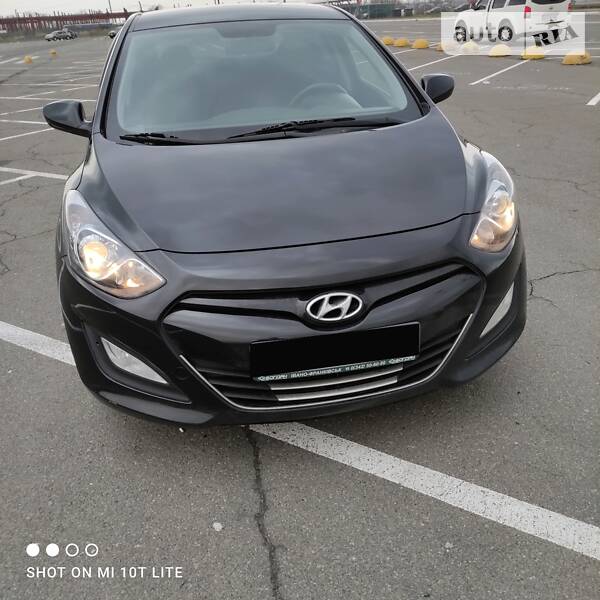Хетчбек Hyundai i30 2012 в Києві фото 14 Хетчбек Hyundai i30 2012 в Києві