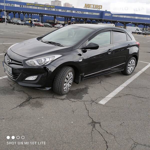Хетчбек Hyundai i30 2012 в Києві фото 22 Хетчбек Hyundai i30 2012 в Києві