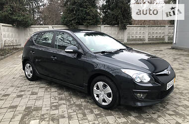 Хэтчбек Hyundai i30 2011 в Ровно