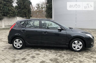 Хэтчбек Hyundai i30 2011 в Ровно