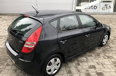 Хэтчбек Hyundai i30 2011 в Ровно