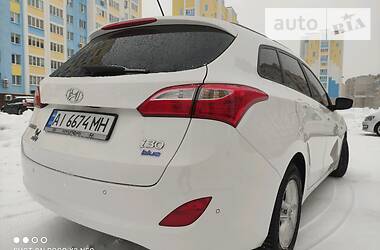 Универсал Hyundai i30 2012 в Киеве