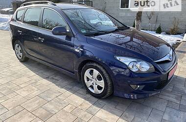 Универсал Hyundai i30 2010 в Радивилове