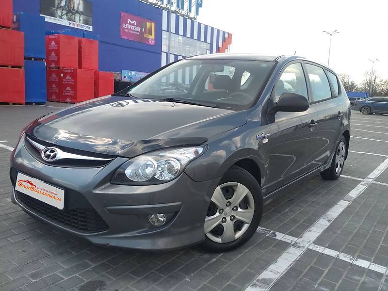 Универсал Hyundai i30 2011 в Николаеве