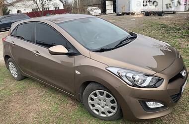 Хэтчбек Hyundai i30 2013 в Киеве