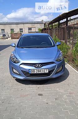 Хэтчбек Hyundai i30 2012 в Северодонецке