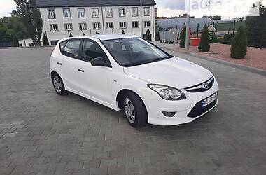 Хэтчбек Hyundai i30 2010 в Виннице