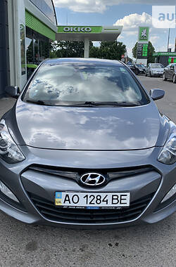 Хэтчбек Hyundai i30 2013 в Ужгороде