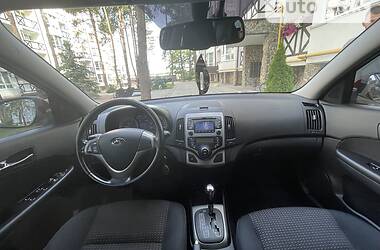 Хэтчбек Hyundai i30 2008 в Киеве