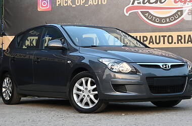 Хэтчбек Hyundai i30 2010 в Бердичеве