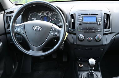 Хэтчбек Hyundai i30 2010 в Бердичеве