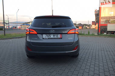 Универсал Hyundai i30 2015 в Мукачево