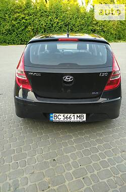 Хэтчбек Hyundai i30 2010 в Львове