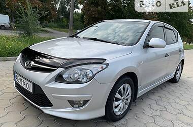 Хэтчбек Hyundai i30 2011 в Днепре