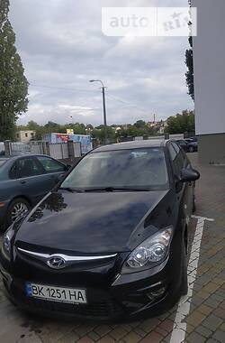 Хэтчбек Hyundai i30 2012 в Ровно