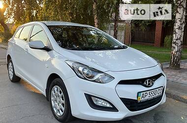 Універсал Hyundai i30 2013 в Запоріжжі