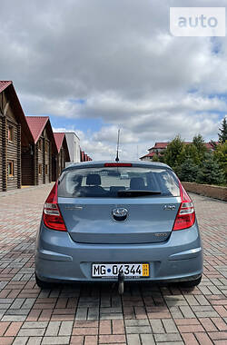 Хэтчбек Hyundai i30 2007 в Виннице