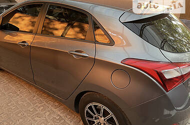 Хэтчбек Hyundai i30 2013 в Днепре