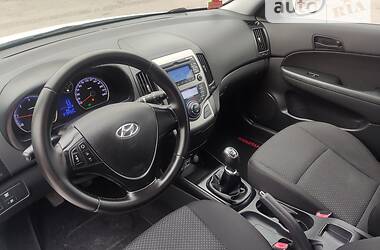 Универсал Hyundai i30 2011 в Звенигородке