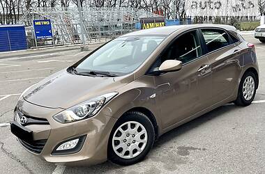 Хэтчбек Hyundai i30 2013 в Днепре