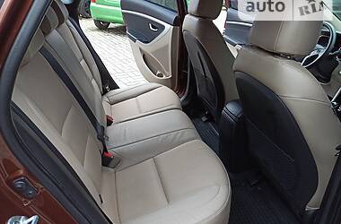 Хэтчбек Hyundai i30 2012 в Днепре