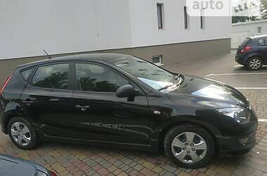 Хэтчбек Hyundai i30 2012 в Ровно