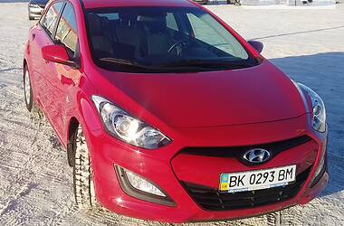 Хэтчбек Hyundai i30 2013 в Ровно