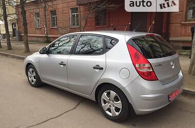 Хэтчбек Hyundai i30 2008 в Тячеве