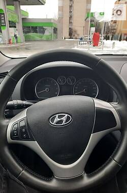 Универсал Hyundai i30 2010 в Виннице