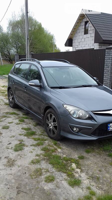 Универсал Hyundai i30 2011 в Киеве