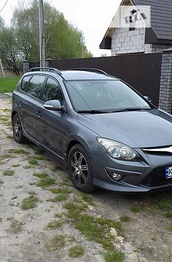 Универсал Hyundai i30 2011 в Киеве