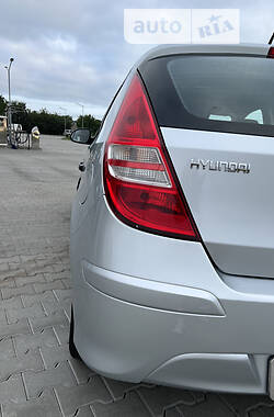 Хэтчбек Hyundai i30 2011 в Киеве