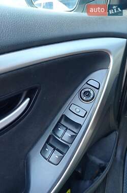 Универсал Hyundai i30 2013 в Ужгороде