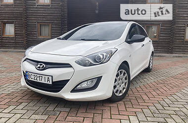 Хэтчбек Hyundai i30 2013 в Виннице