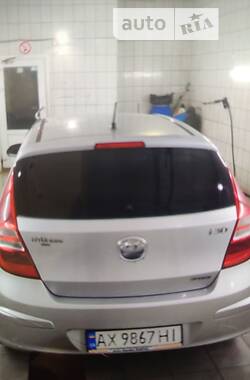 Хэтчбек Hyundai i30 2009 в Харькове