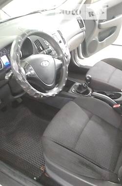 Хэтчбек Hyundai i30 2009 в Харькове