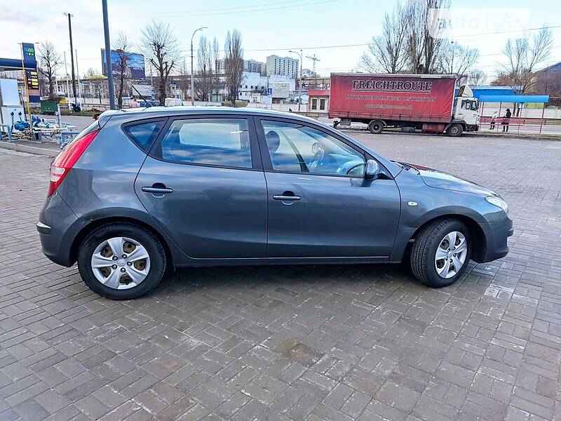 Хетчбек Hyundai i30 2009 в Києві