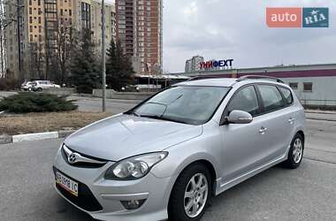 Универсал Hyundai i30 2010 в Харькове