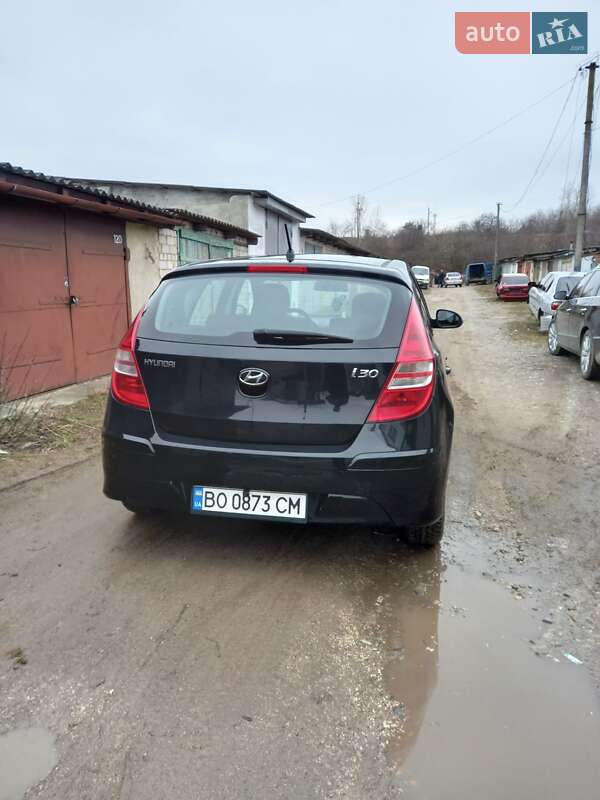Хетчбек Hyundai i30 2011 в Тернополі